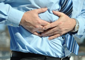 Bauchschmerzen am Morgen: Ursachen und Hilfe