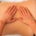 Massage, Physiotherapie, Hände auf Rücken