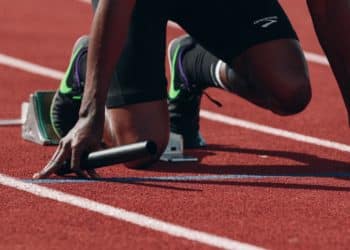 Durch die Zwerchfellatmung können Sportler:innen mehr Leistung abrufen.