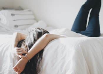 Schlecht geschlafen? Was Sie gegen unruhigen Schlaf unternehmen können