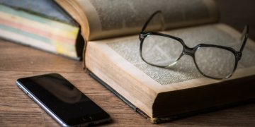 Was ist eine Gleitsichtbrille und gibt es auch Gleitsicht-Sonnenbrillen? 