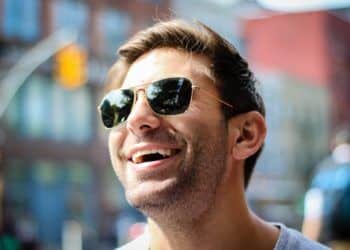 Gesunde und perfekt gepflegte Männerhaut – auch mit einem Bartschneider