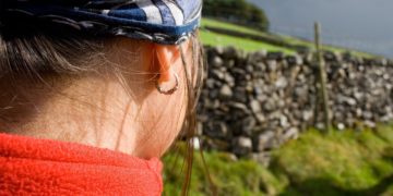 Ohrenbeschwerden: Ursachen und Behandlung