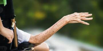 Freiberufliche Pflegekraft für ambulante Pflege: Informationen für pflegende Angehörige