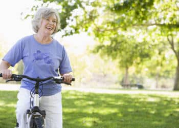 Die 10 besten Sportarten, um auch im Alter fit zu bleiben