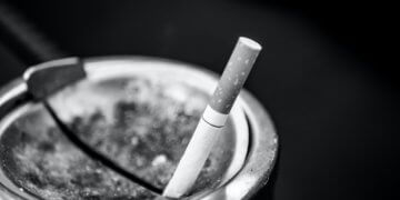 Weg mit der Zigarette : Gesundheitsnutzen überwiegt auch bei zusätzlichen Kilos auf der Waage