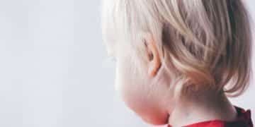 Ohrenbeschwerden bei Kindern: Das müssen Eltern beachten