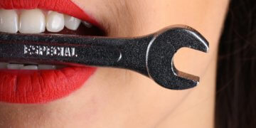 Schöne und gesunde Zähne: Darauf kommt es an