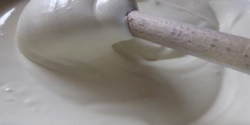 Quarkwickel: Quark als heilendes Hausmittel bei vielen Beschwerden