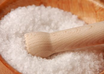 Zu viel Salz ist ungesund – salzreiche Ernährung und ihre Folgen